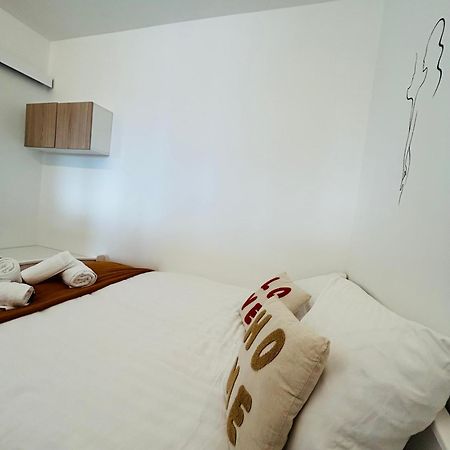 Agreable Studio Chantilly Avec Balcon Et Parking Securise Pau Extérieur photo