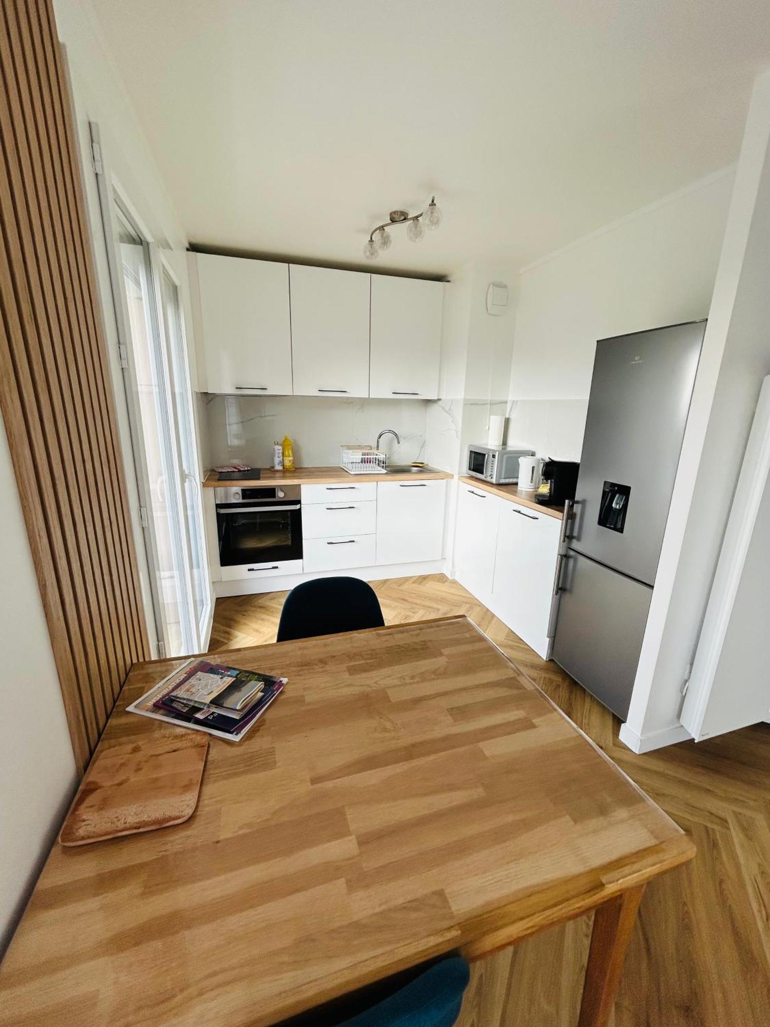 Agreable Studio Chantilly Avec Balcon Et Parking Securise Pau Extérieur photo